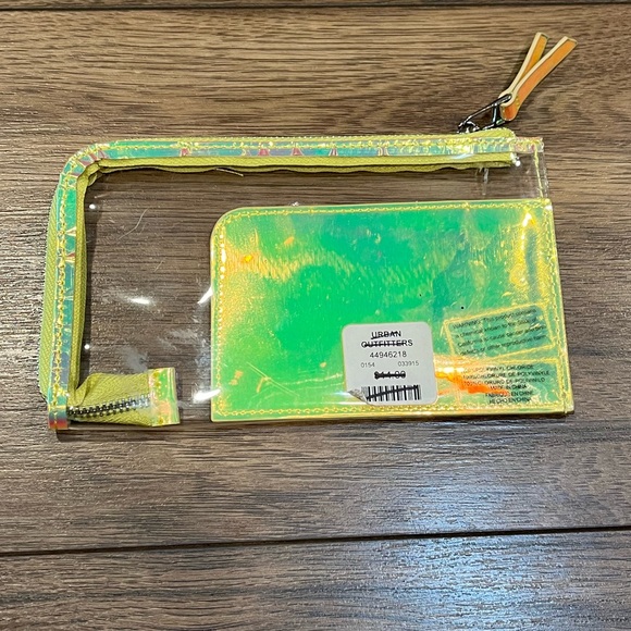 New Urban Outfitters Clear Zipper Pouch Wallet Phone Case w/ Yellow Card Holder - Picture 4 of 7